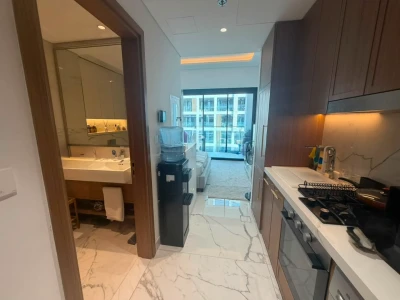 Fully Furnished |Available on 2 August | Big Unit 