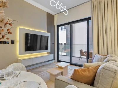 Modern Furnished 1BR | Huge Balcony |Ready to Move