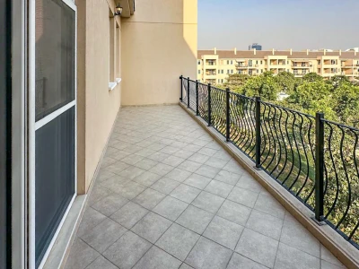 Bright and Spacious Layout |1 bedroom | Park view