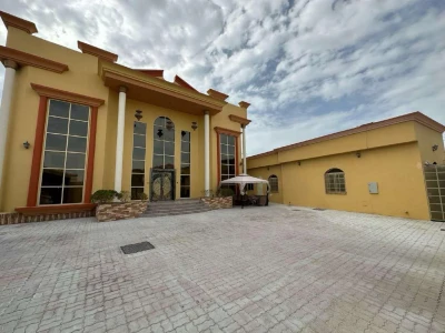 Huge Plot | Fully Furnished | Duplex  | 2 Majlis