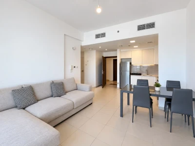 Park View 1BR |Hayat Boulevard 1A |Well Maintained