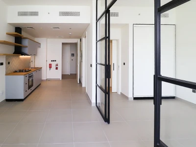 Community View | Modern layout | Equipped Kitchen